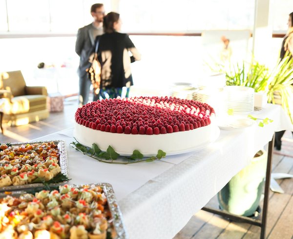 Les 5 Livres Indispensables pour Devenir Expert des Canapés Sucré-Salé